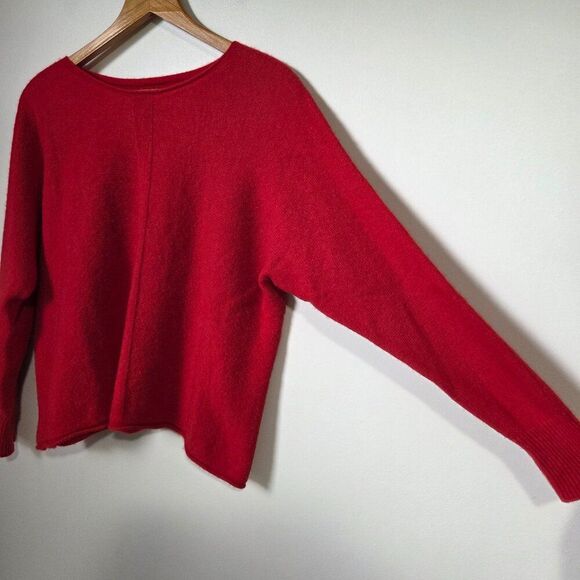 EUC BIANCO & BLU RED MERINO WOOL BLEND BOATNECK SWEATER TOP SIZE M - Picture 1 of 16